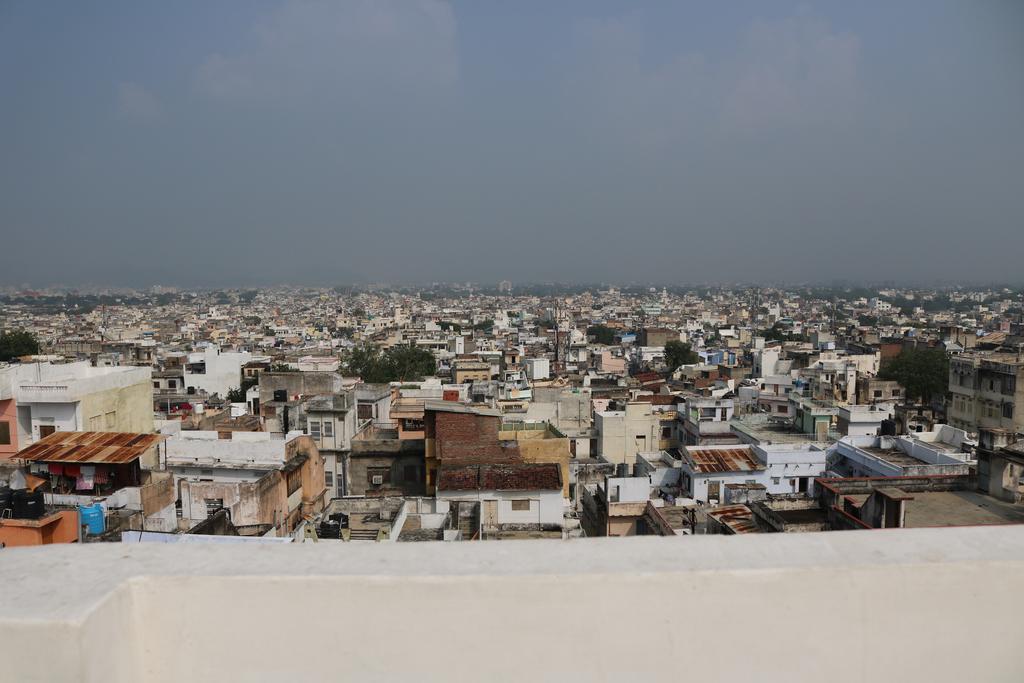 Mewar Avenue Guest House ウダイプル エクステリア 写真