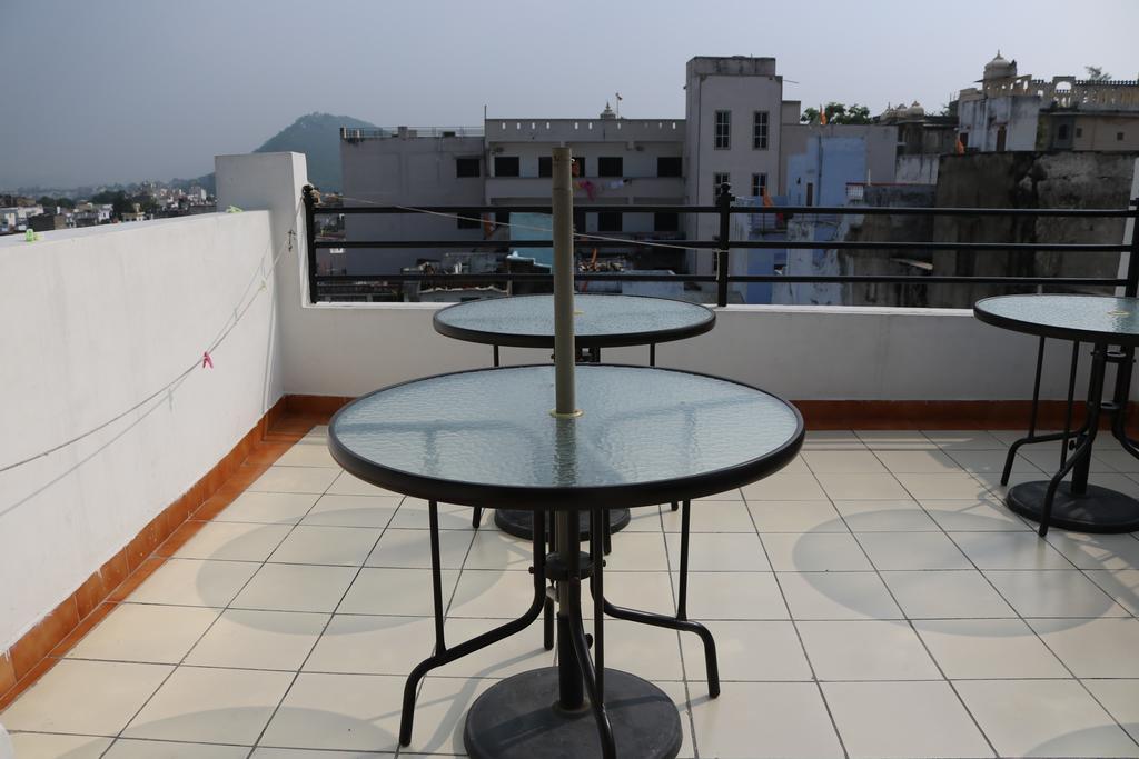 Mewar Avenue Guest House ウダイプル エクステリア 写真